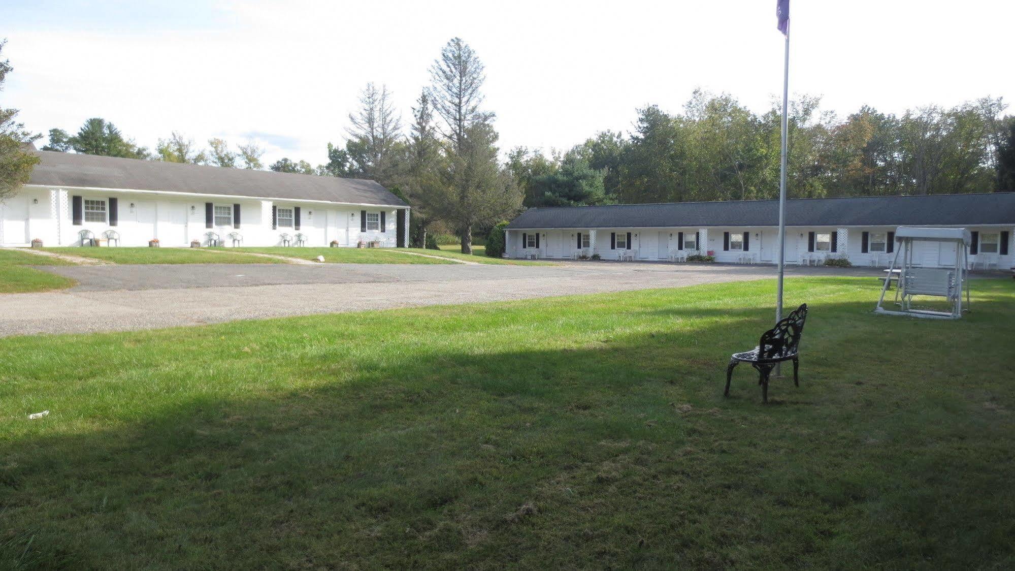 Villager Motel Williamstown Exterior foto